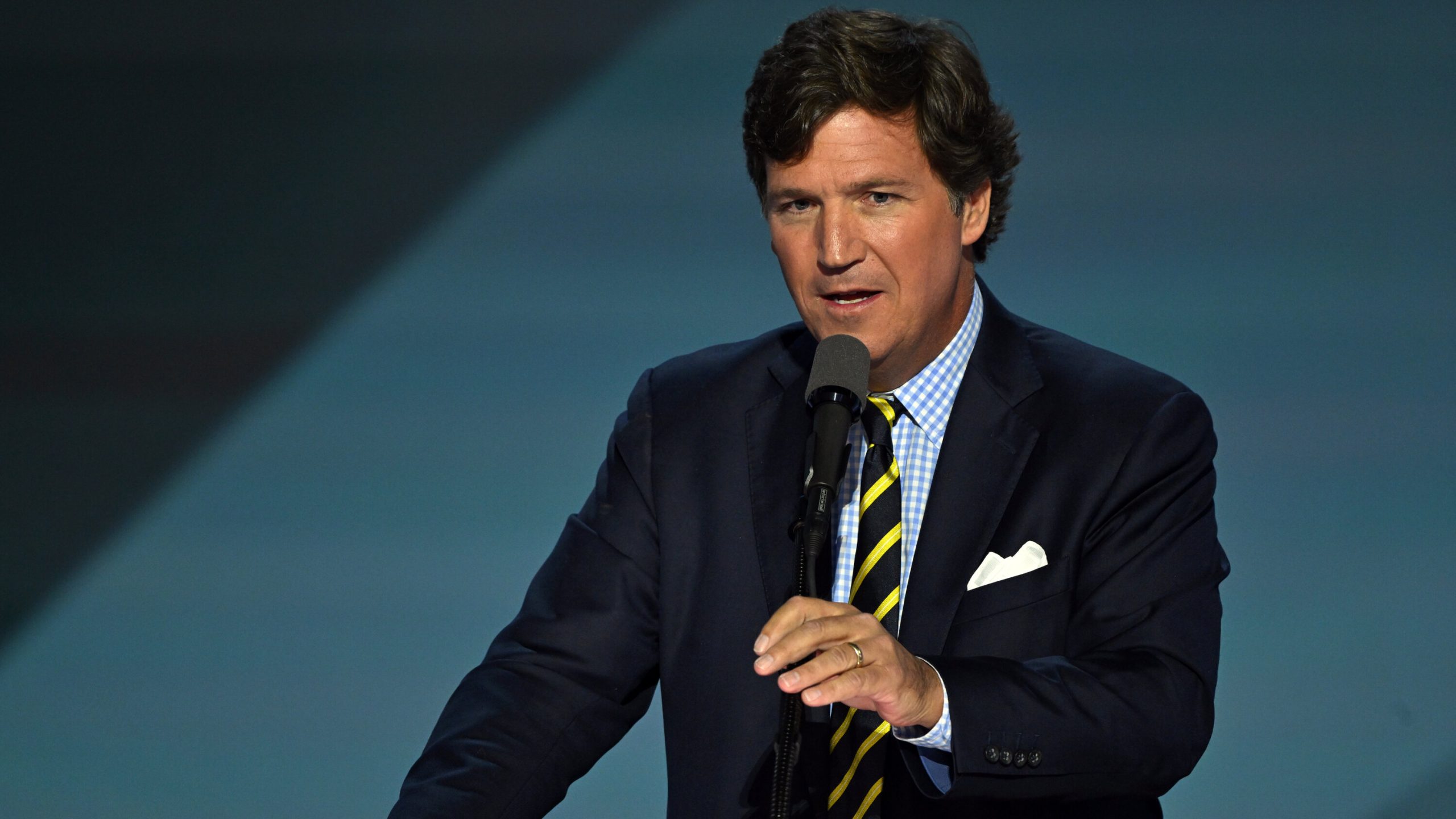 Tucker Carlson Unveils Bold 2028 Presidential Prediction: J.D. Vance is the Future of the GOP